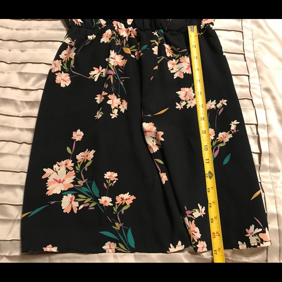 ❌SOLD ❌ [Honey Punch] Sleeveless Floral Dress - Picture 8 of 8